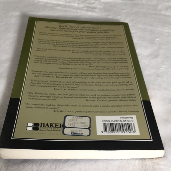 Set of 2 paperbacks. It’s All in How You Tell It and The Bronze Bow - Picture 5 of 5